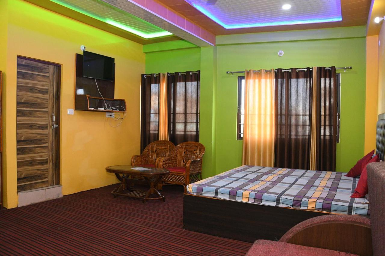 Hotel Mountain View And Rooftop Restaurant Pithoragarh Экстерьер фото